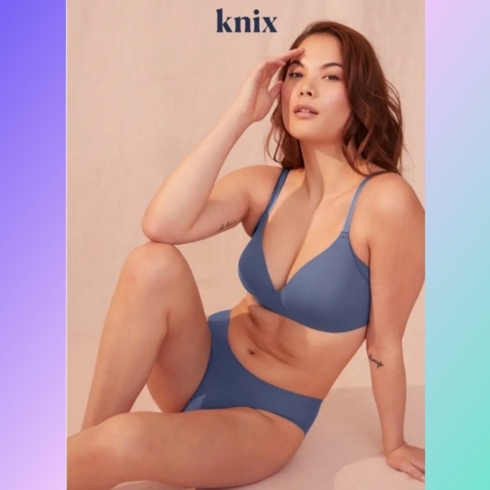 Knix Wingwoman Bra in Indigo